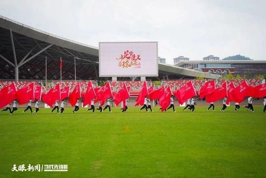 说罢，他开口道：现在，我提议，接下来无论是谁当选新任董事长，都必须遵循一个原则，那就是：一旦宋婉婷女士平安归来，这个新董事长必须无条件退位，将董事长之位还给宋婉婷女士，大家有没有意见？众人一听他如此说，当然是连连点头同意。